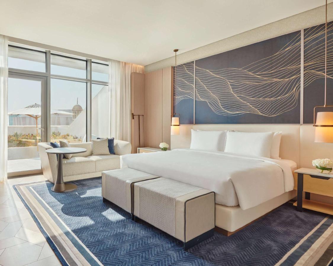 ホテル Grand Hyatt Kuwait クウェート エクステリア 写真 A bedroom at the hotel