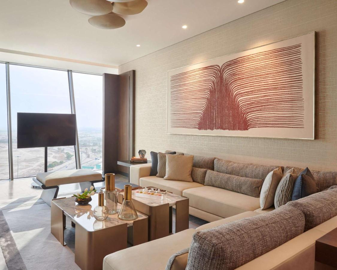 ホテル Grand Hyatt Kuwait クウェート エクステリア 写真 A living room at the Ritz-Carlton, DIFC