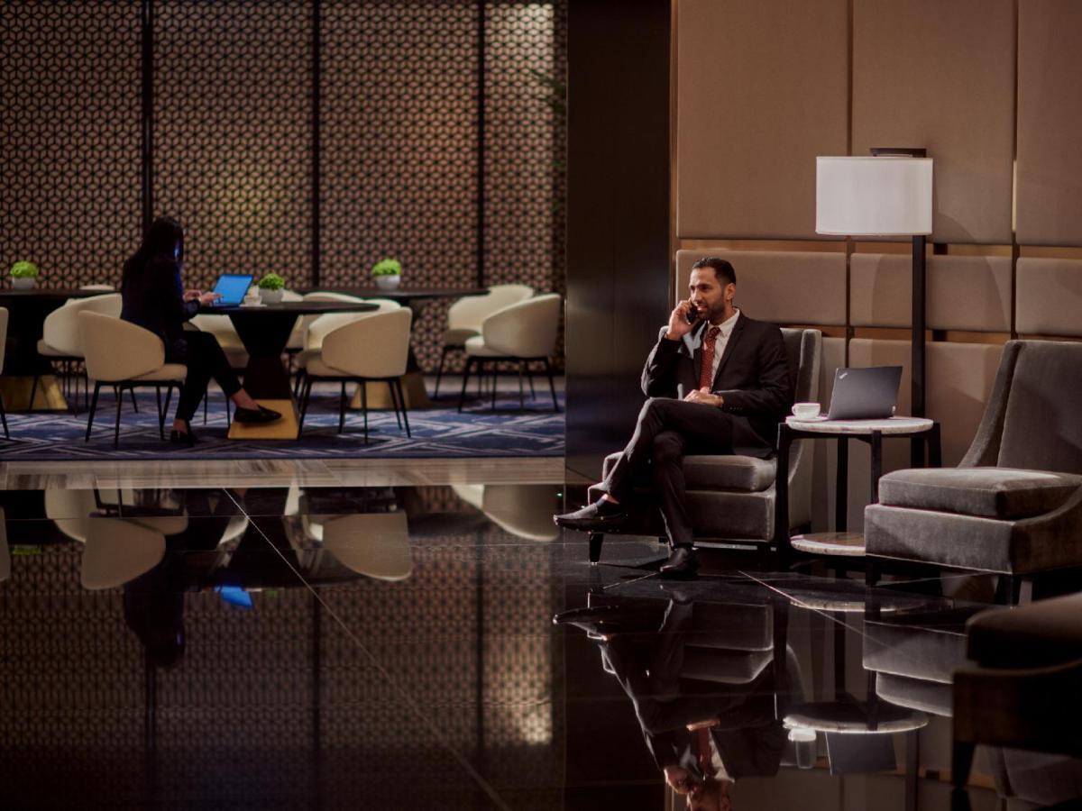 ホテル Grand Hyatt Kuwait クウェート エクステリア 写真 The Lounge at the airport